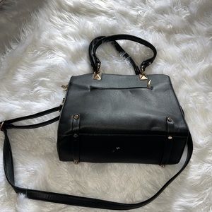 Black Purse *Great Quality *